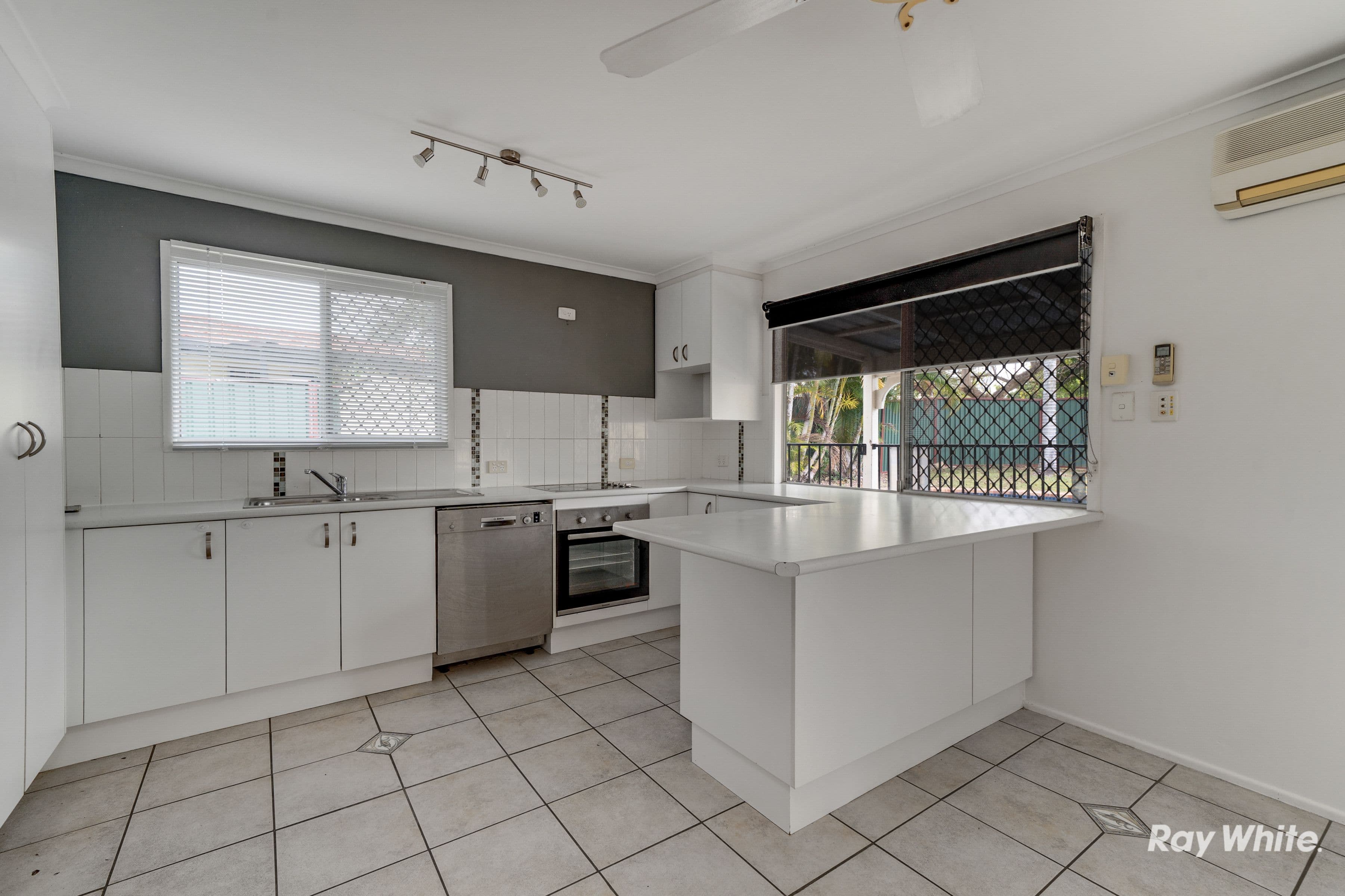 8 Birch Street, Marsden QLD 4132, Marsden - Thumbnail 3