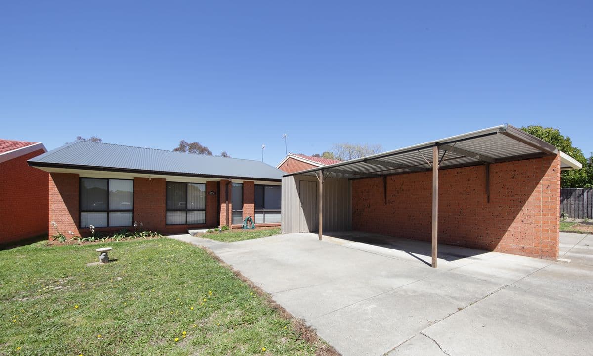 8 Dane Close, Calwell ACT 2905, Calwell - Image 1
