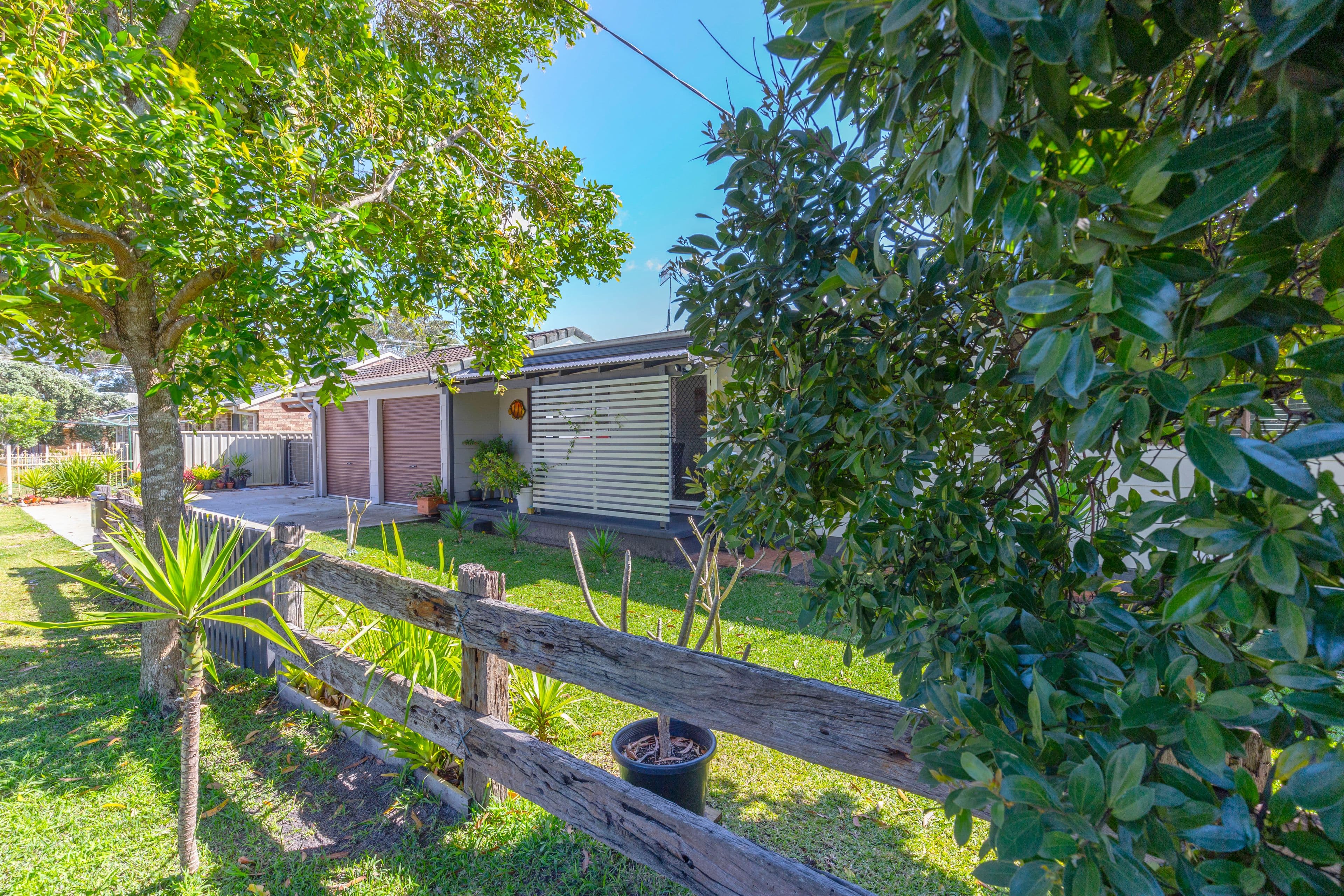 17 Carramar Crescent, Hawks Nest NSW 2324, Hawks Nest - Thumbnail 2