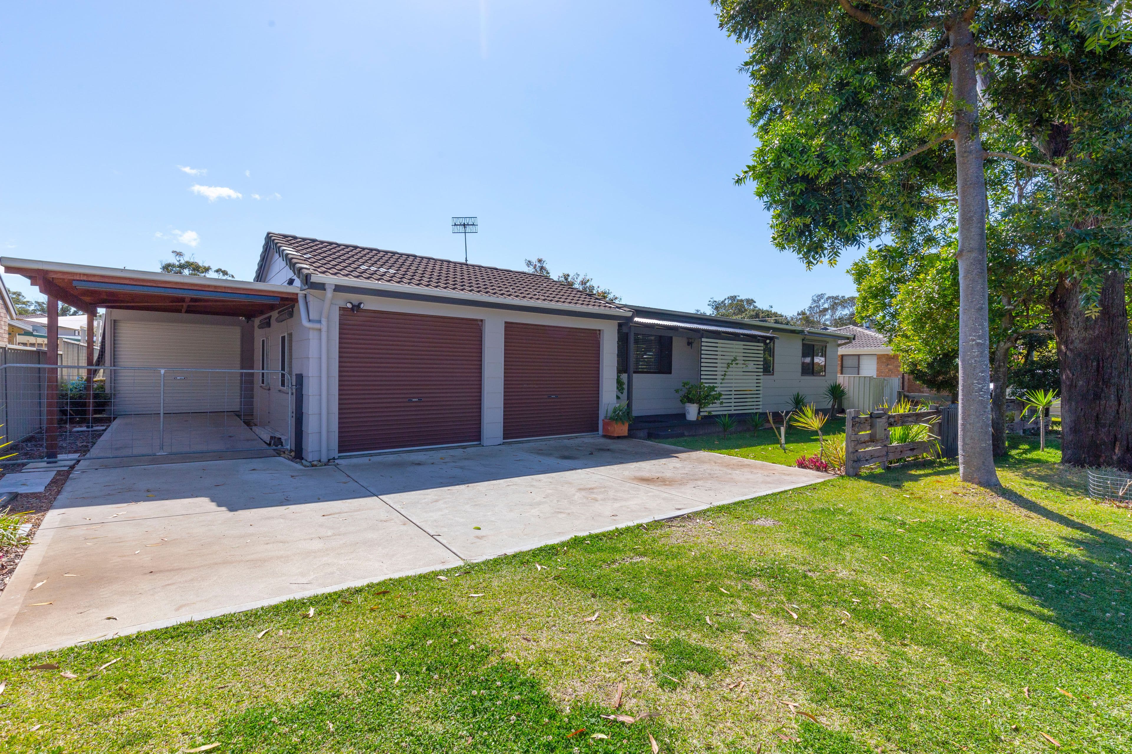 17 Carramar Crescent, Hawks Nest NSW 2324, Hawks Nest - Thumbnail 3