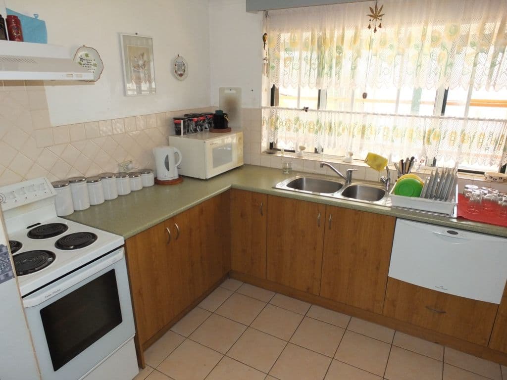 11 Marshall Street, WALLAROO SA 5556, Wallaroo - Thumbnail 4