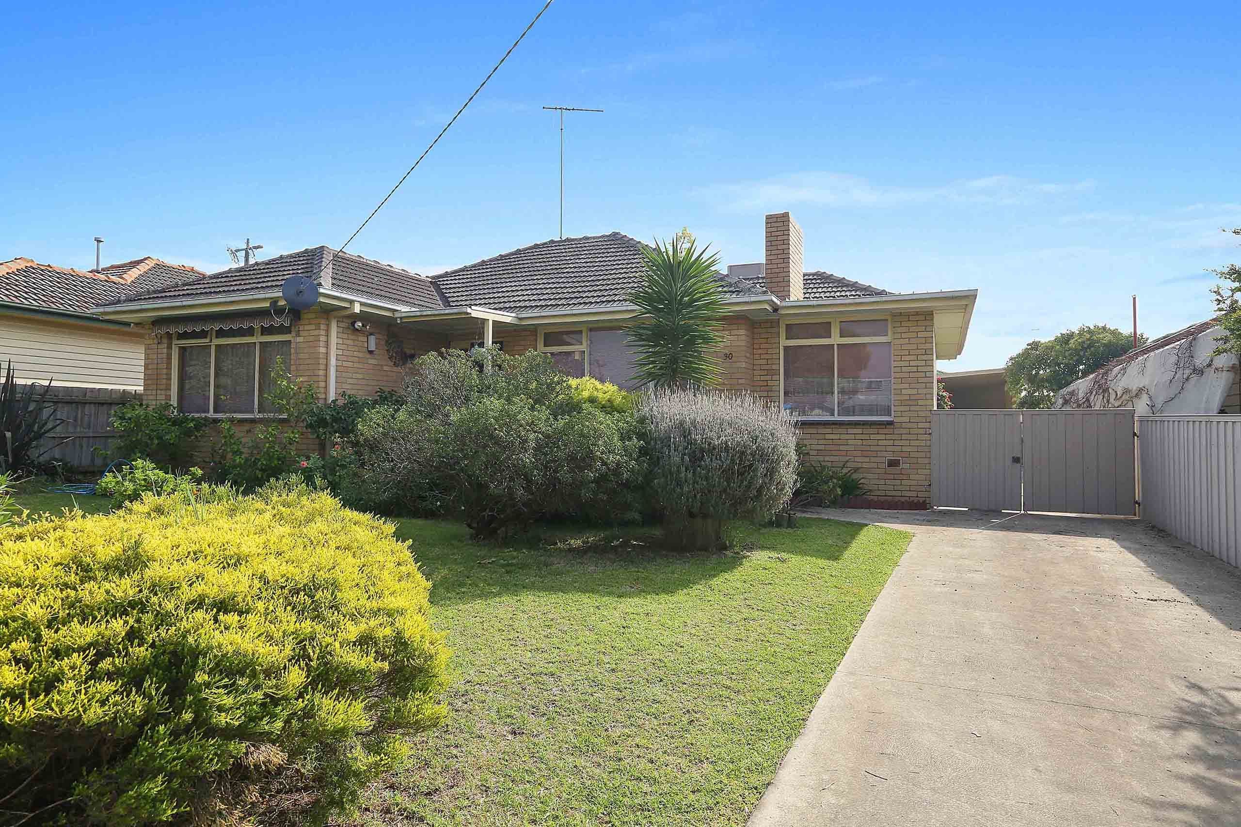 30 Davis Street, Belmont VIC 3216, Belmont - Thumbnail 3