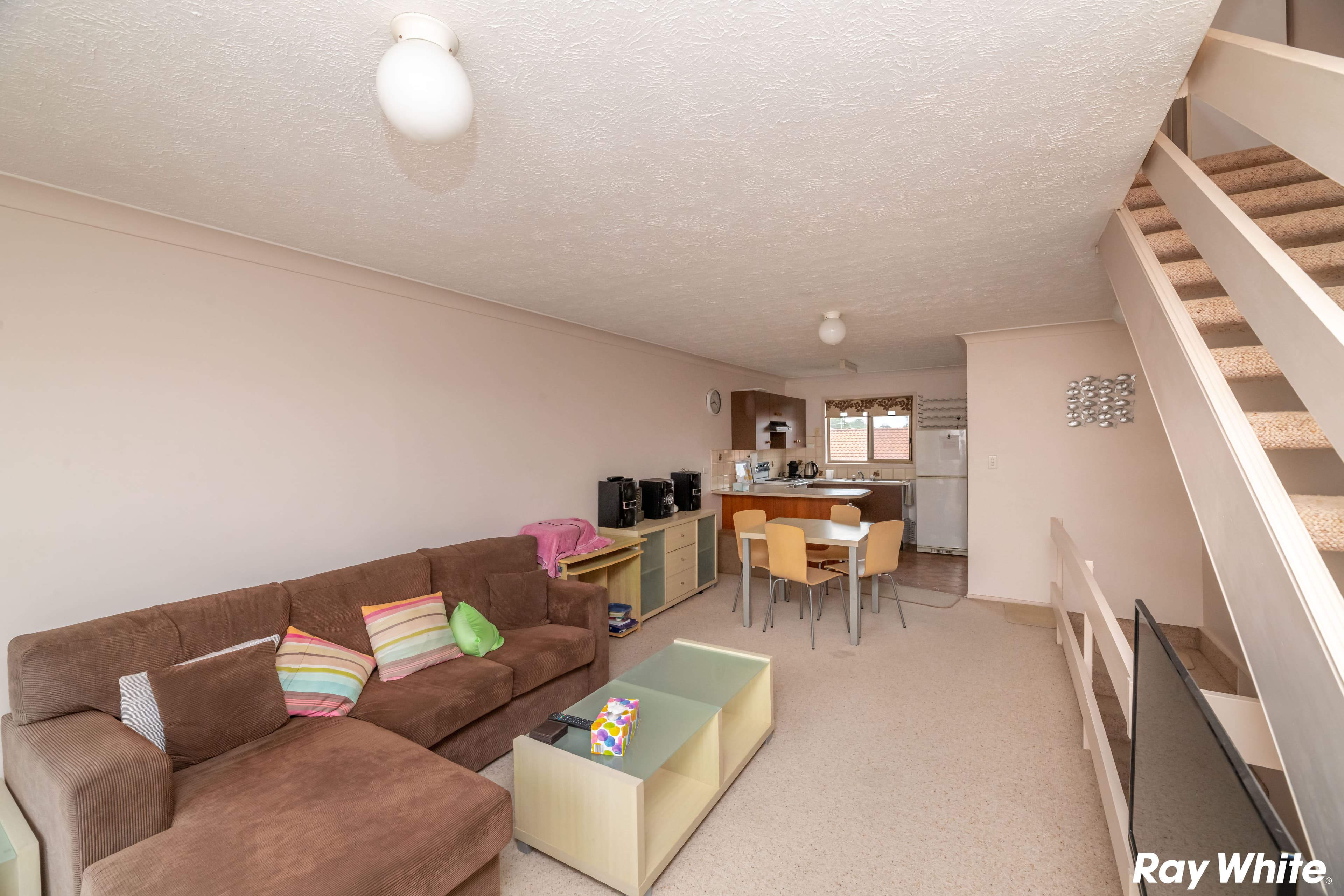 37 Tuncurry Street, Tuncurry NSW 2428, Tuncurry - Thumbnail 2