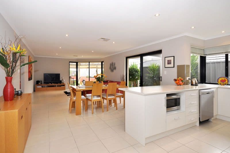 19 Acacia Grove, FLAGSTAFF HILL SA 5159, Flagstaff Hill - Thumbnail 2