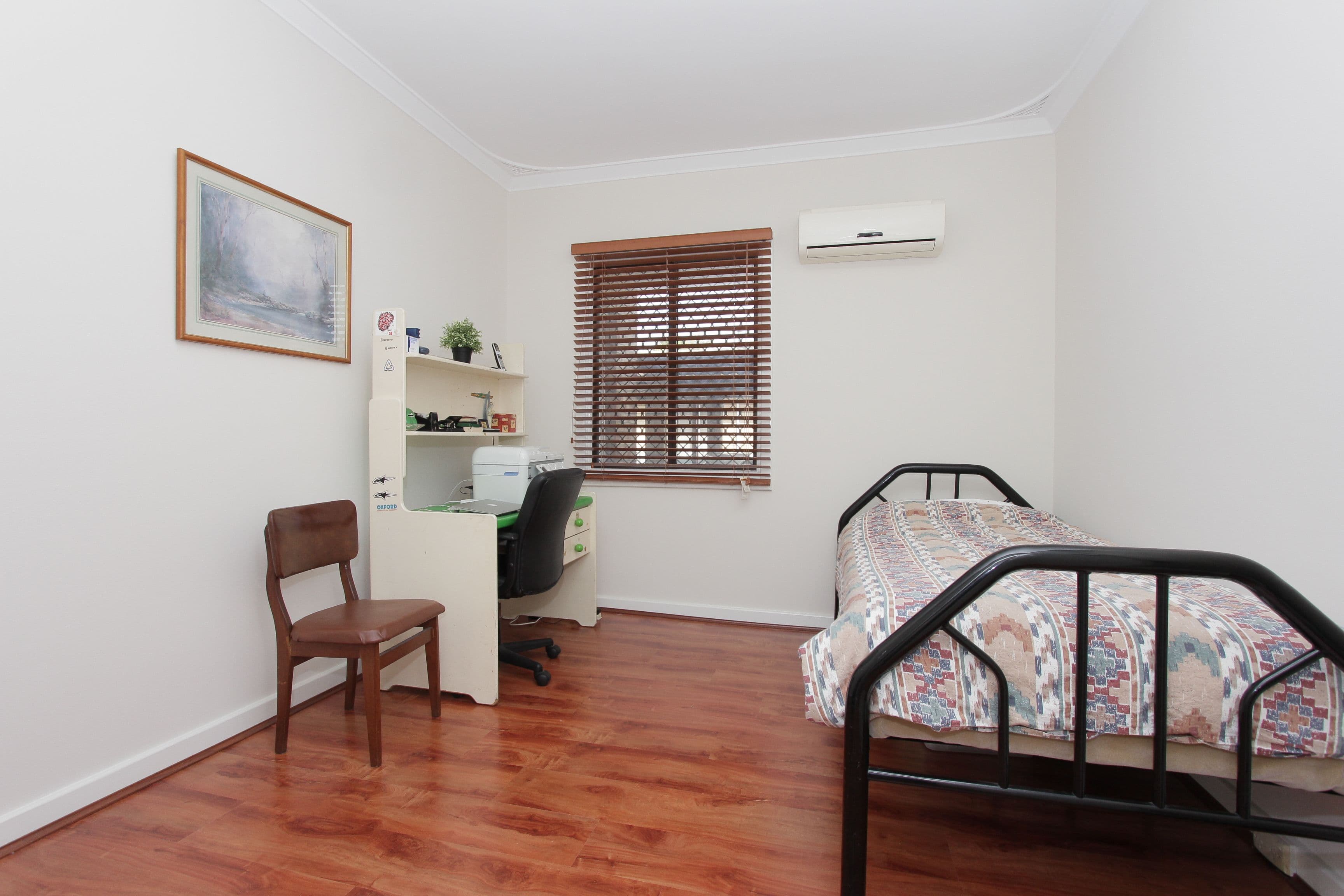 19 Wendron Street, Cloverdale WA 6105, Cloverdale - Thumbnail 4