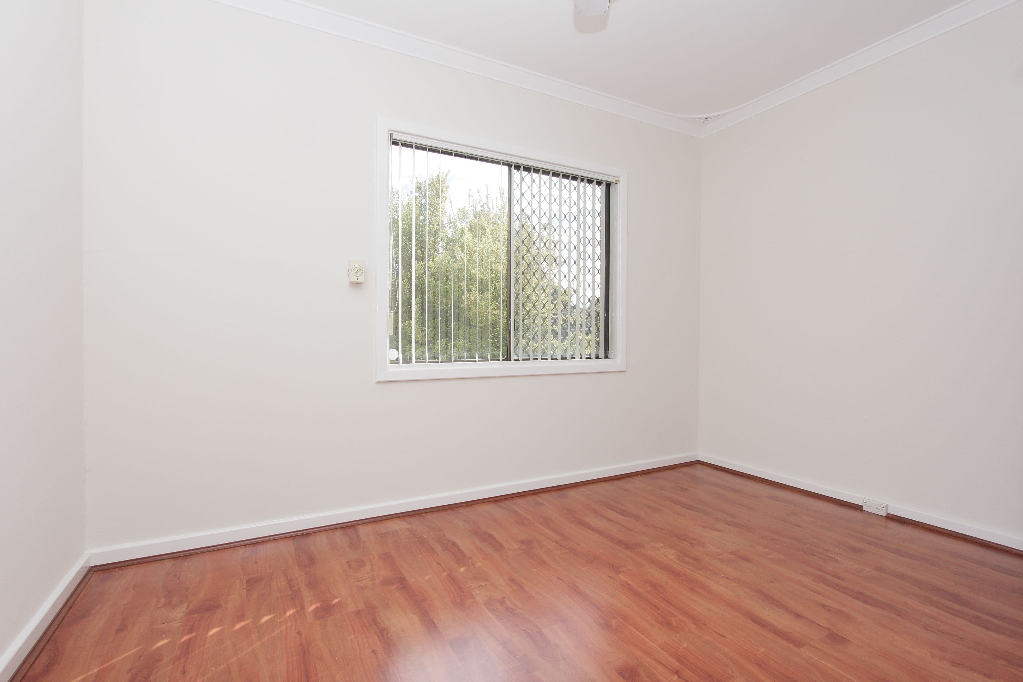 19 Wendron Street, Cloverdale WA 6105, Cloverdale - Thumbnail 5