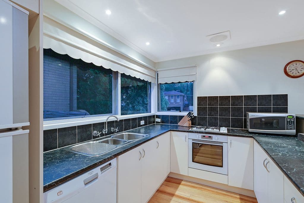 16 Booyan Crescent, Greensborough VIC 3088, Greensborough - Thumbnail 7