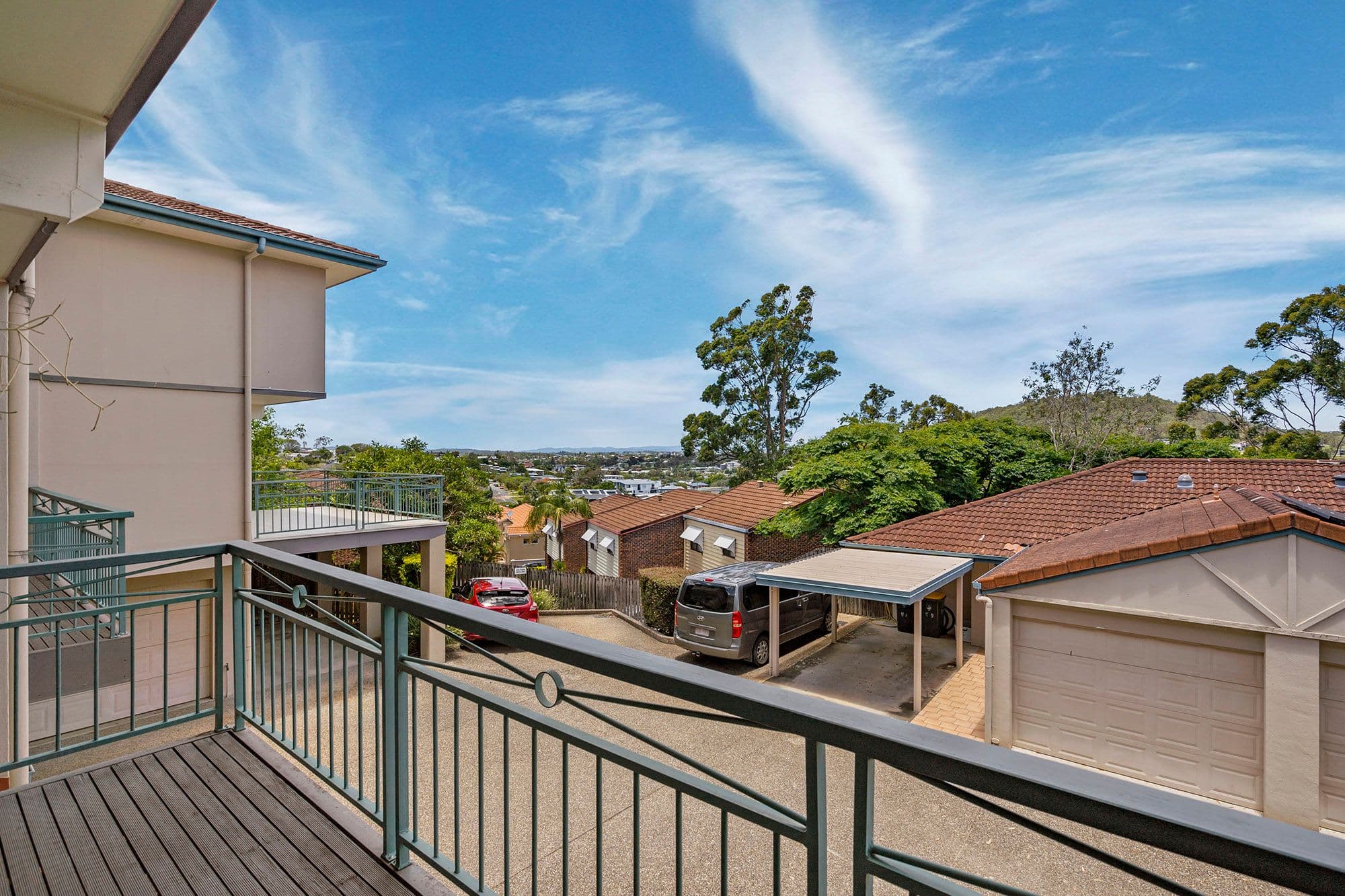 70 Crest Street, Mount Gravatt East QLD 4122, Mount Gravatt East - Thumbnail 2
