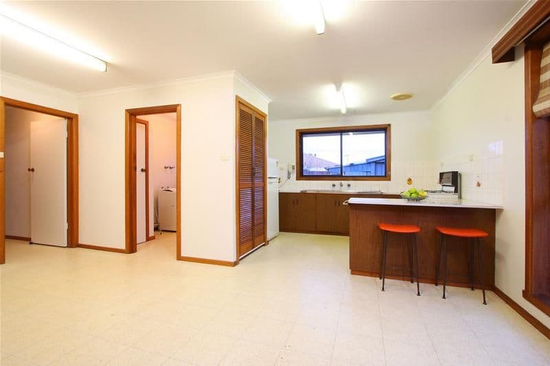 36 Milton Parade, BUNDOORA VIC 3083, Bundoora - Thumbnail 4