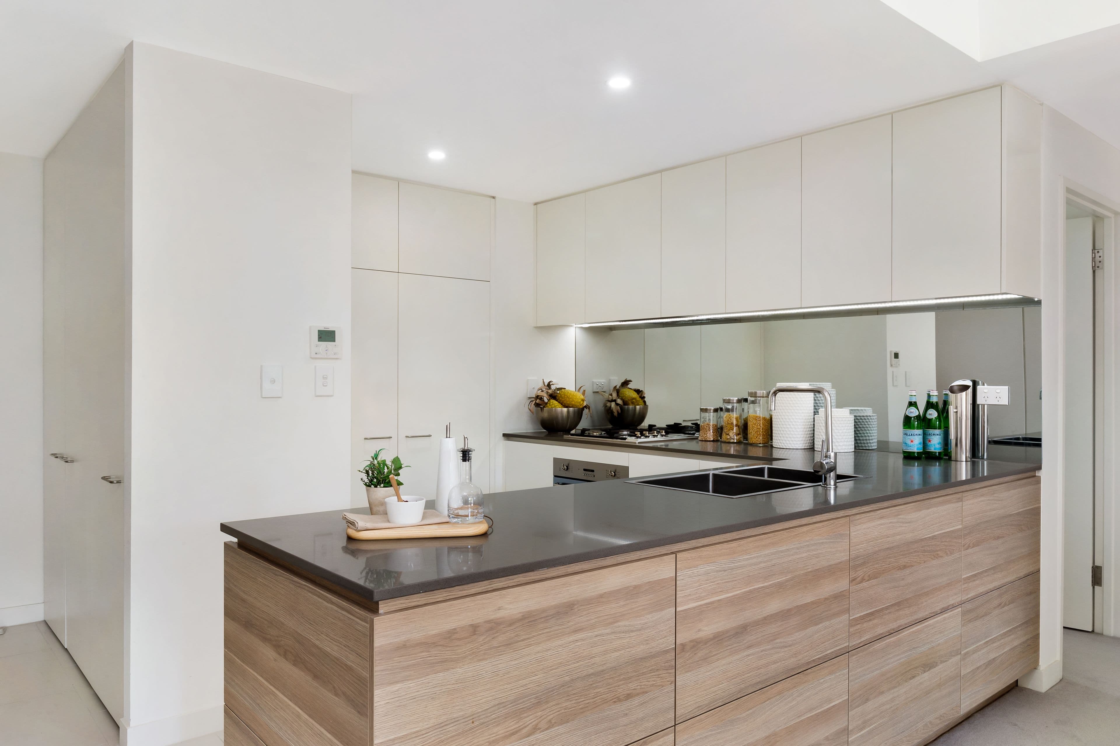 8 Waterview Drive, Lane Cove NSW 2066, Lane Cove - Thumbnail 3