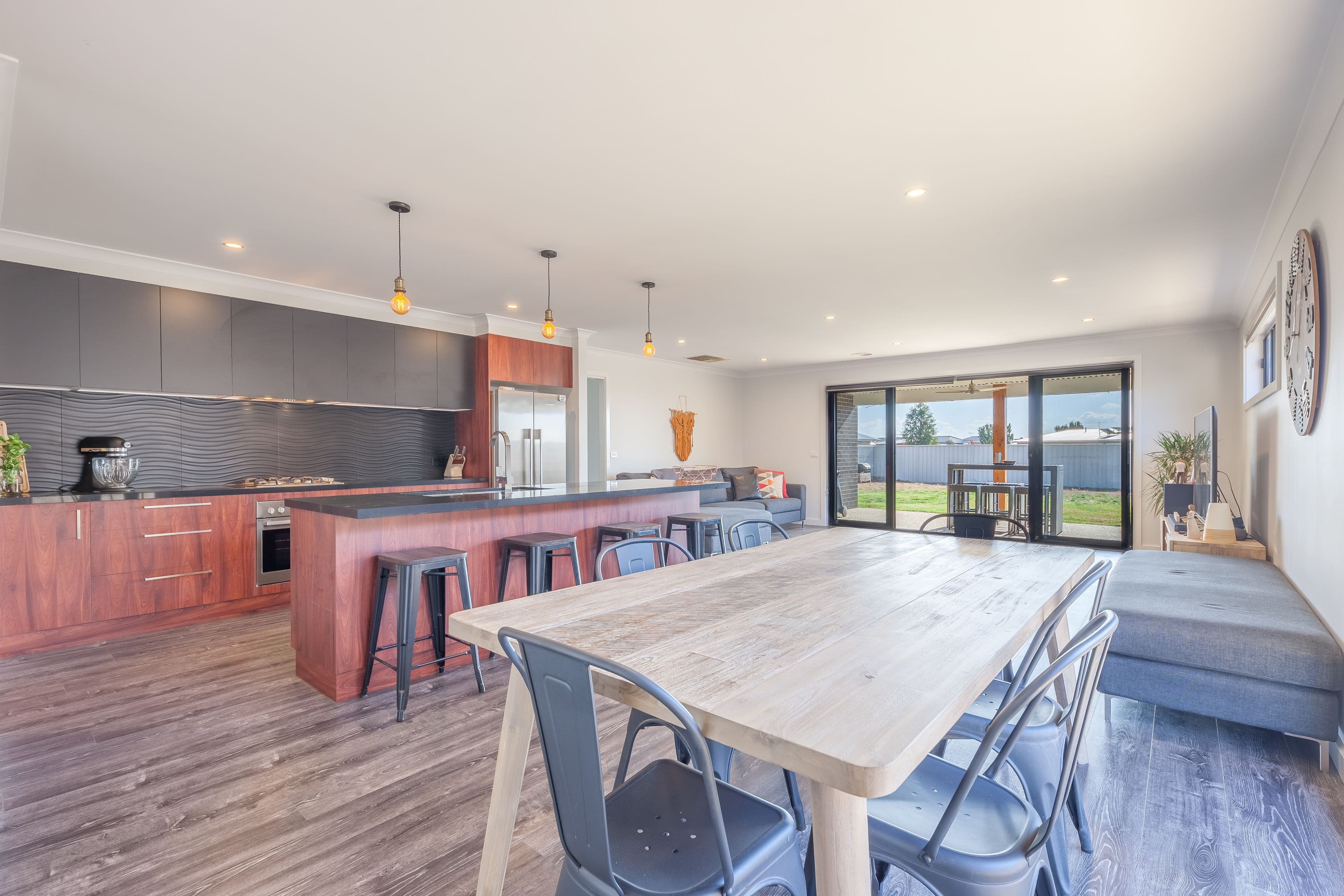 72 Zorro Drive, Yarrawonga VIC 3730, Yarrawonga - Thumbnail 3