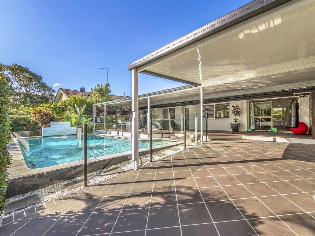 4 Grevillia Avenue, Southport QLD 4215, Southport - Image 1