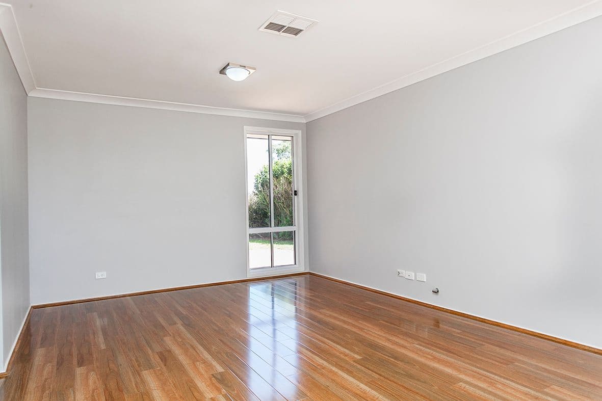 27 Wolara Avenue, GLENMORE PARK NSW 2745, Glenmore Park - Thumbnail 2