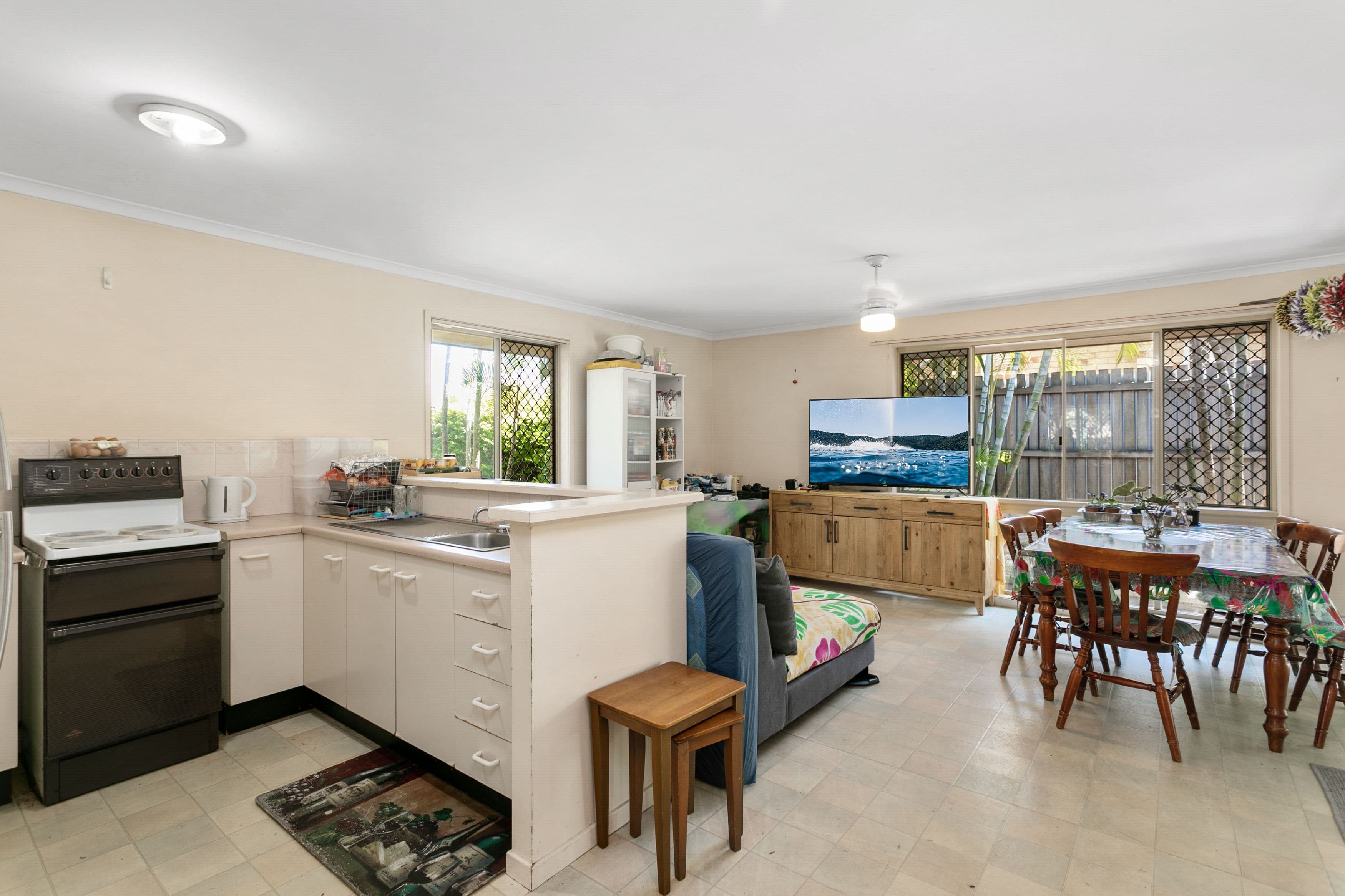 4 Embassy Street, Deception Bay QLD 4508, Deception Bay - Thumbnail 3