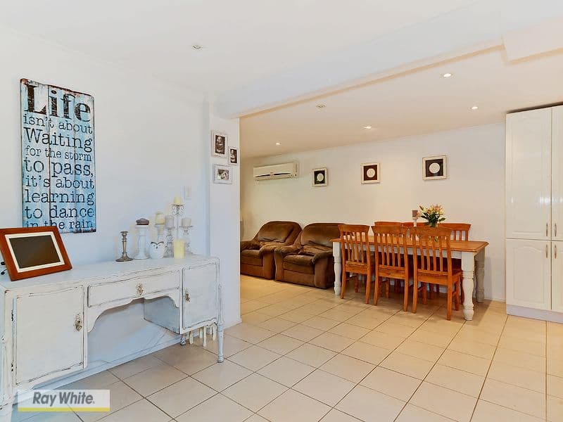 7 Jamieson Street, REDCLIFFE QLD 4020, Redcliffe - Thumbnail 2
