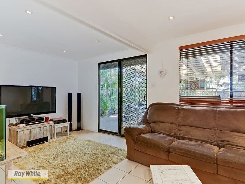 7 Jamieson Street, REDCLIFFE QLD 4020, Redcliffe - Thumbnail 5