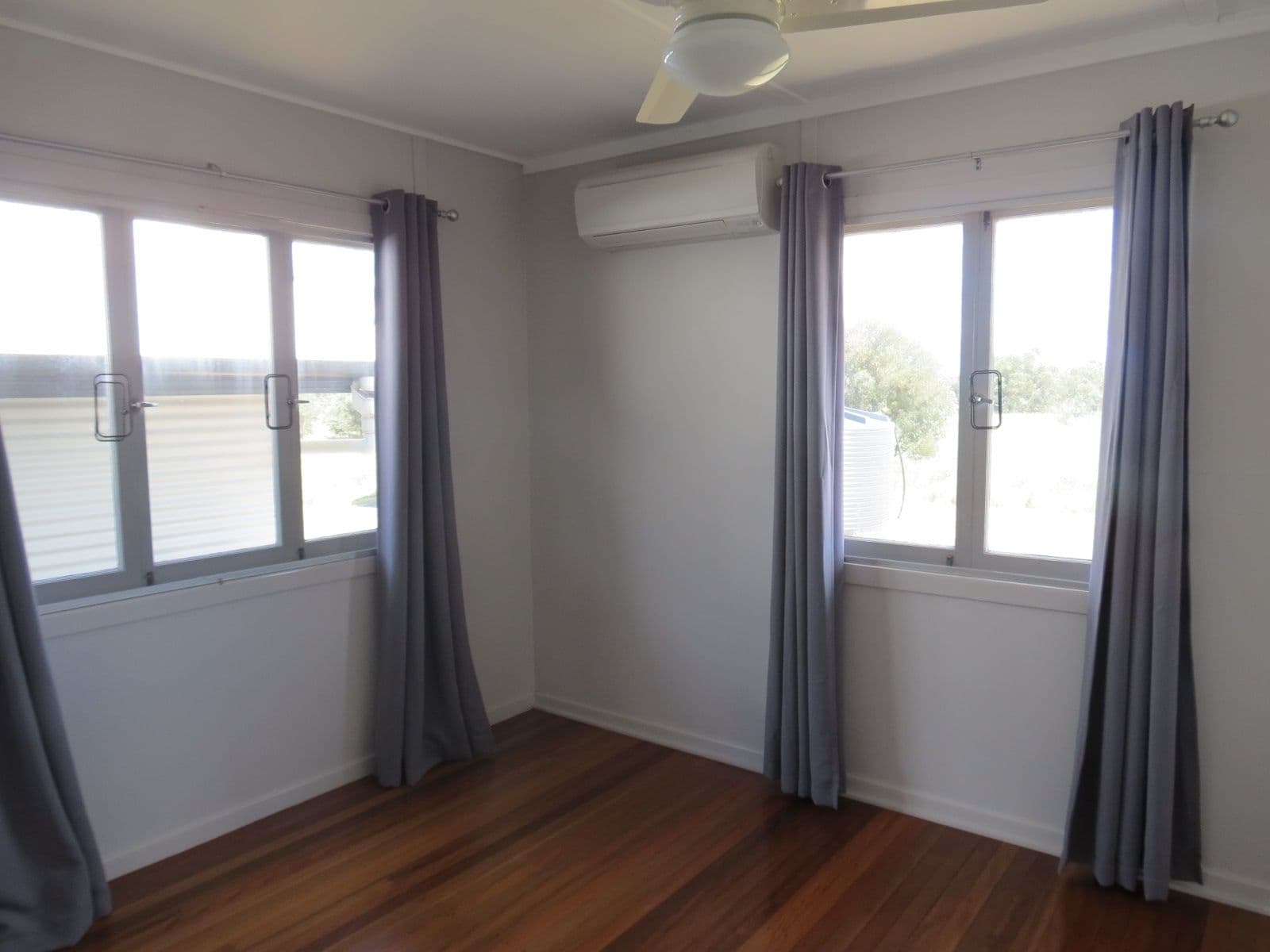 24 Glengallan Road, Emerald QLD 4720, Emerald - Thumbnail 8