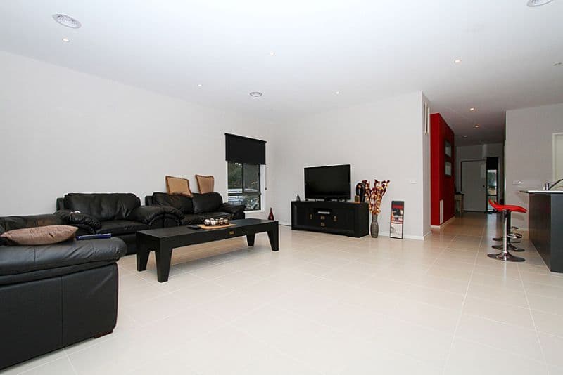 44 Loughton Avenue, EPPING VIC 3076, Epping - Thumbnail 4