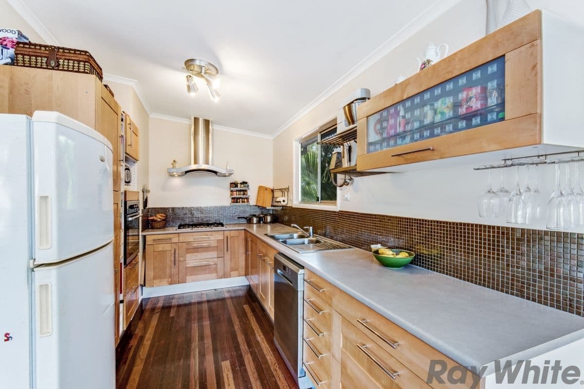 5 Breavington Court, Deception Bay QLD 4508, Deception Bay - Thumbnail 4