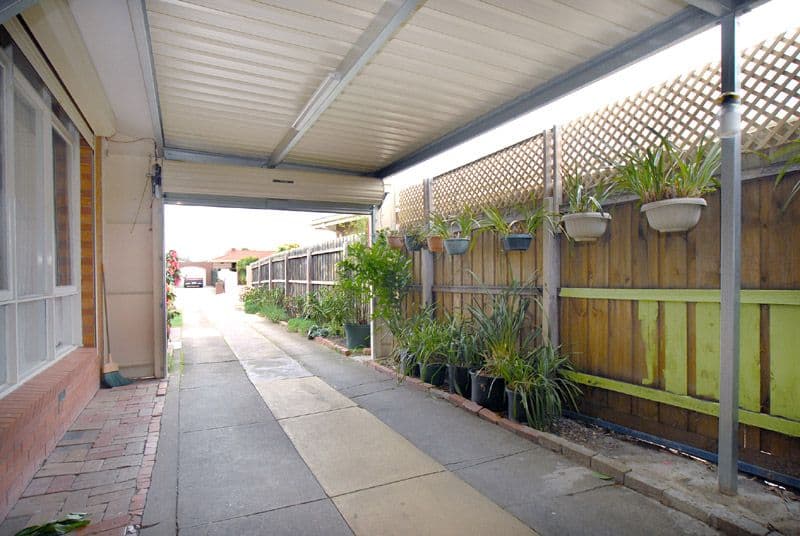 17 Parramatta Crescent, NOBLE PARK VIC 3174, Noble Park - Thumbnail 2