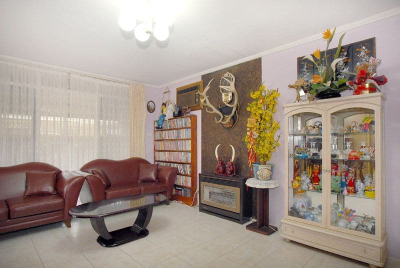 17 Parramatta Crescent, NOBLE PARK VIC 3174, Noble Park - Thumbnail 3