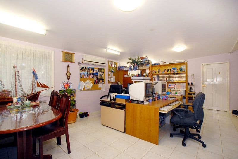 17 Parramatta Crescent, NOBLE PARK VIC 3174, Noble Park - Thumbnail 5