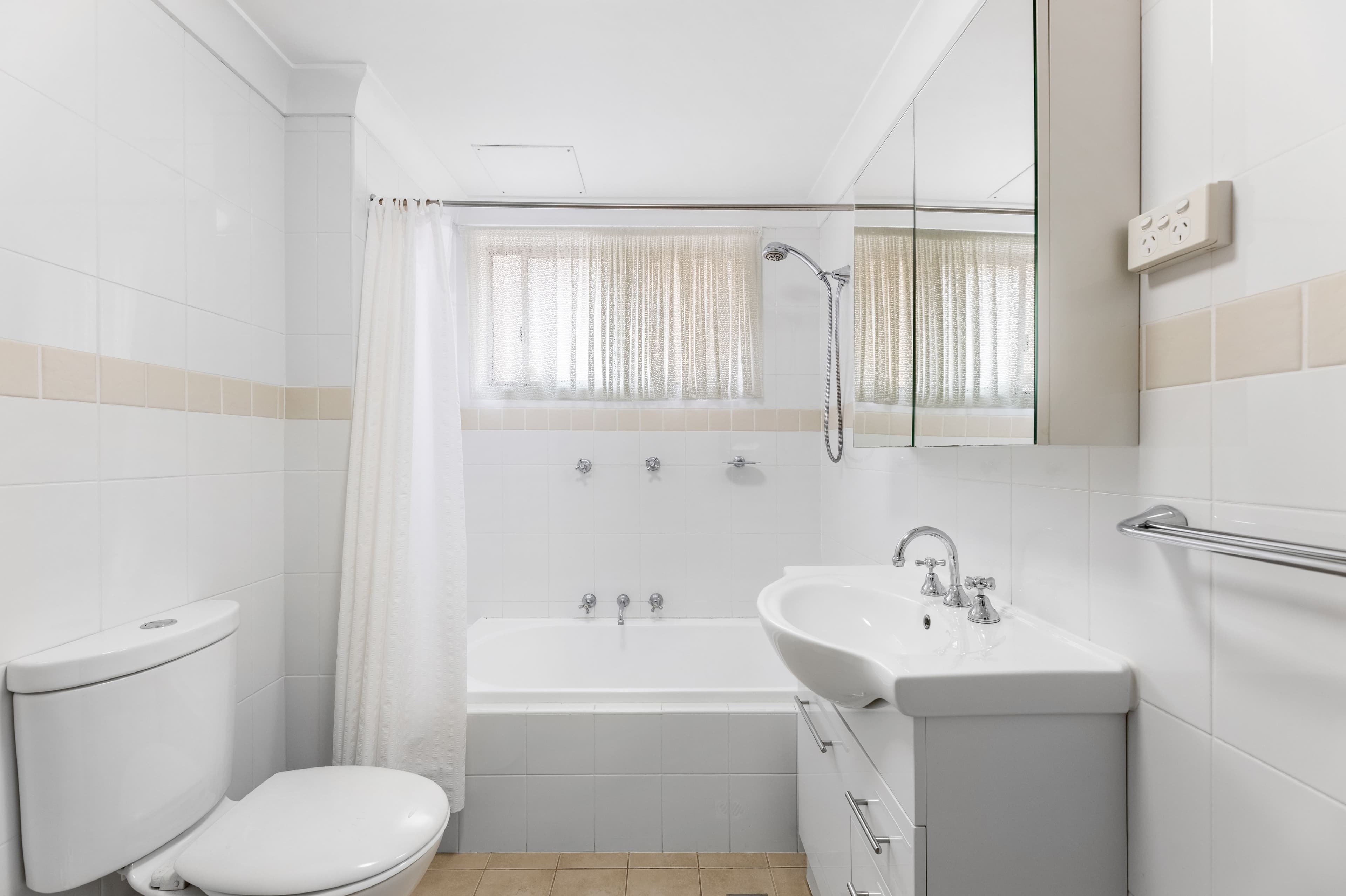 34 Talara Road, Gymea NSW 2227, Gymea - Thumbnail 3