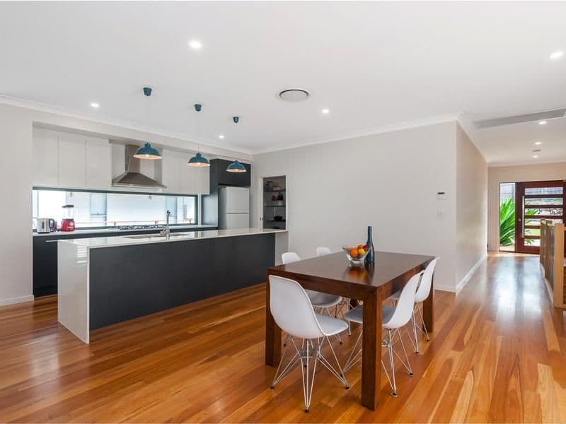 14 Mylne Court, Torquay, Torquay - Thumbnail 4