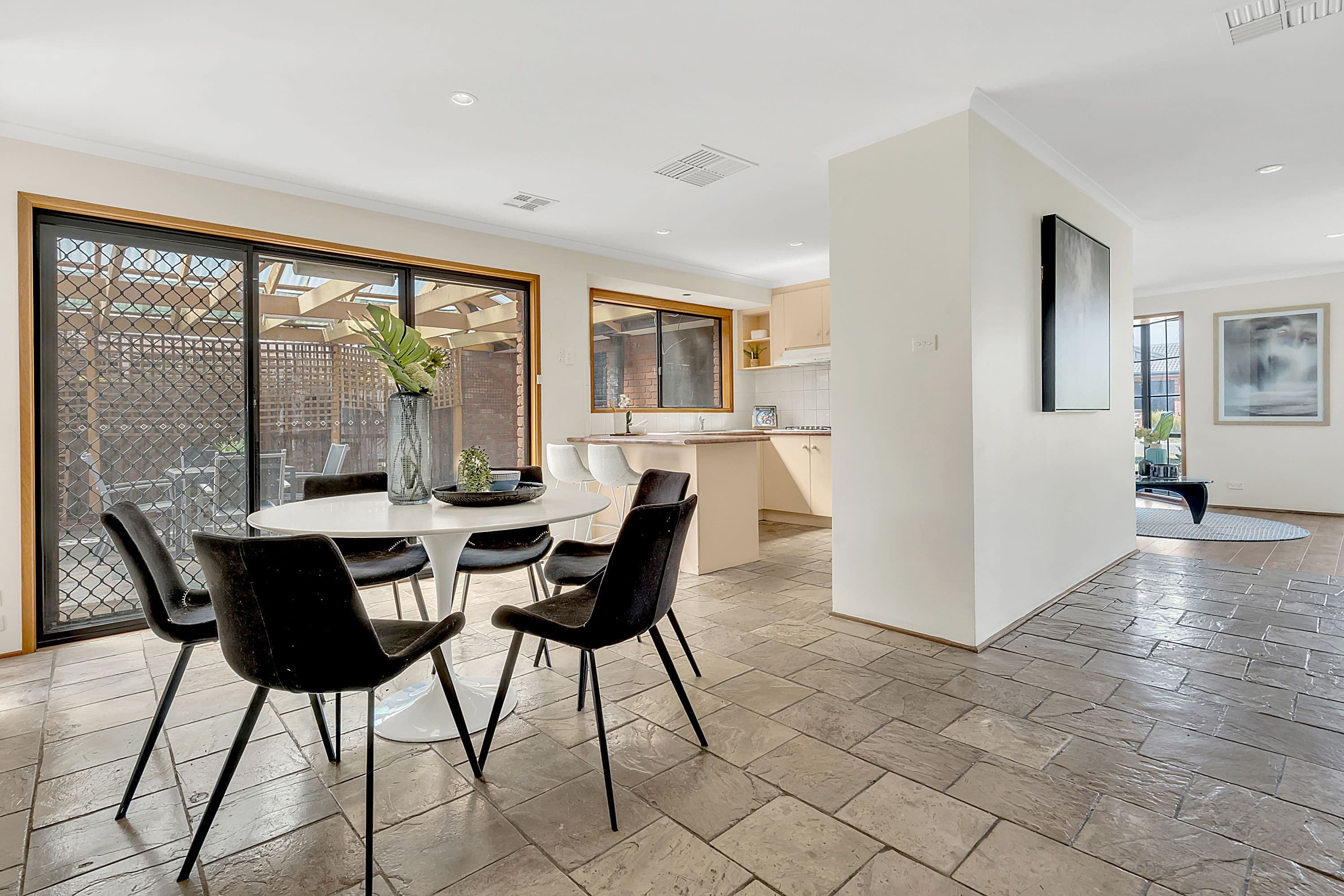 24 Matthews Crescent, Roxburgh Park VIC 3064, Roxburgh Park - Thumbnail 8