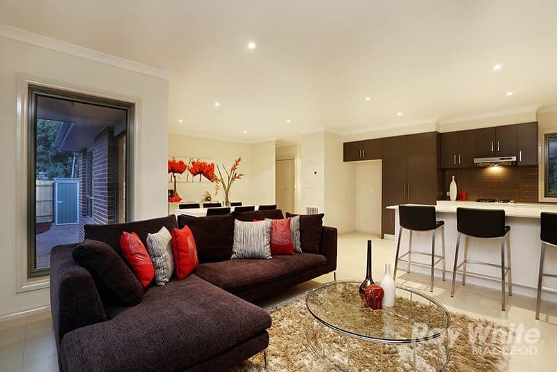 1 Richards Avenue, WATSONIA VIC 3087, Watsonia - Thumbnail 2