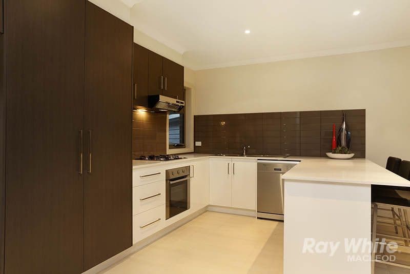 1 Richards Avenue, WATSONIA VIC 3087, Watsonia - Thumbnail 5