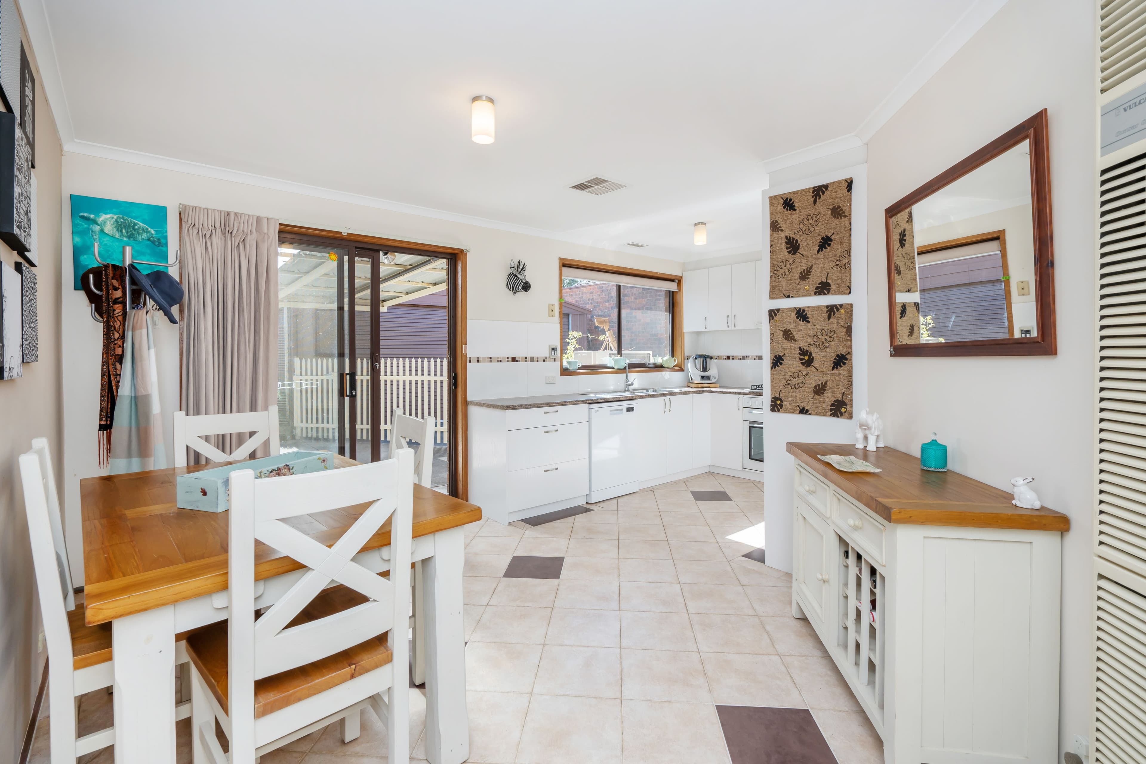 9 Martyn Close, Chisholm ACT 2905, Chisholm - Thumbnail 2