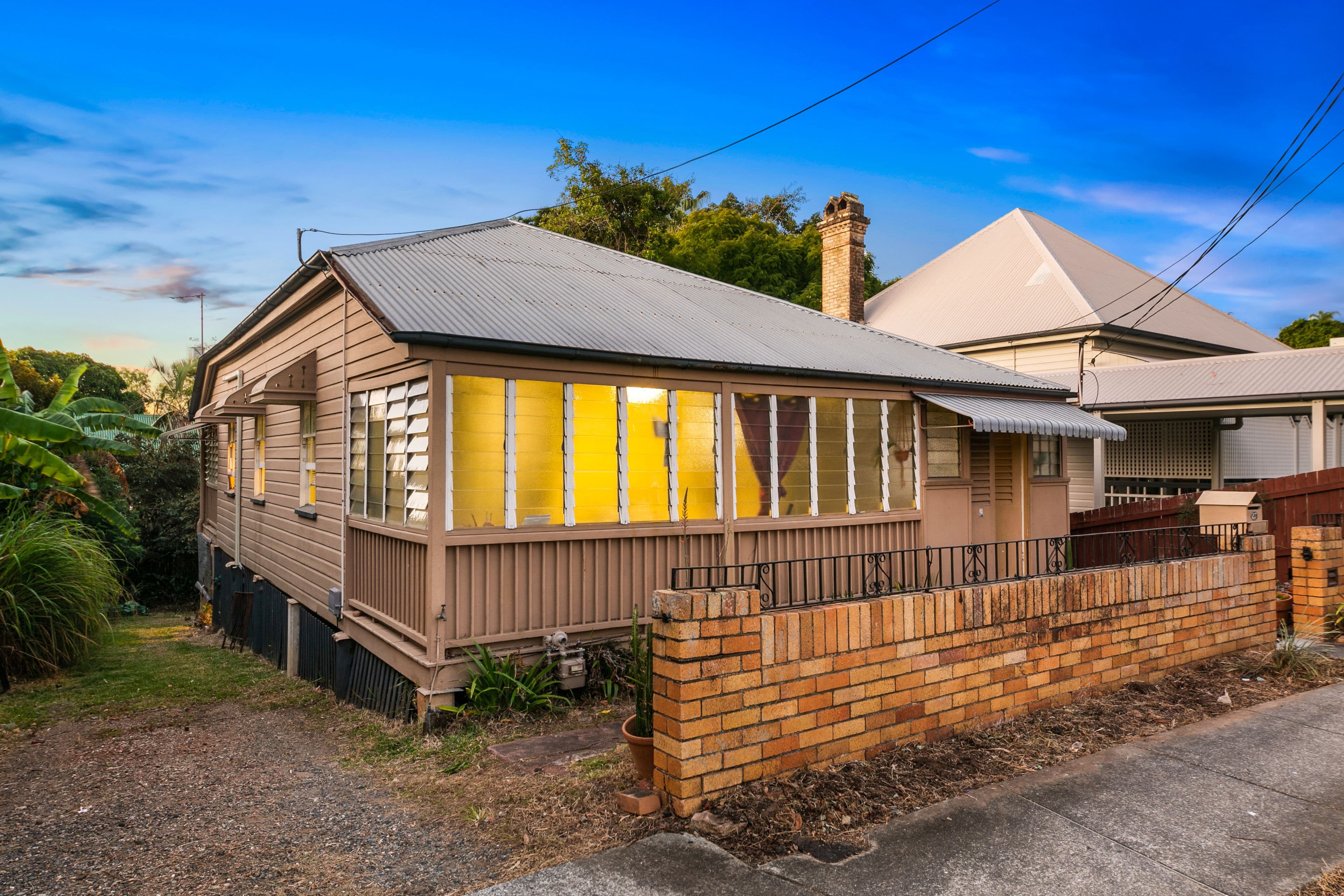 27 Jones Street, Highgate Hill QLD 4101, Highgate Hill - Image 1