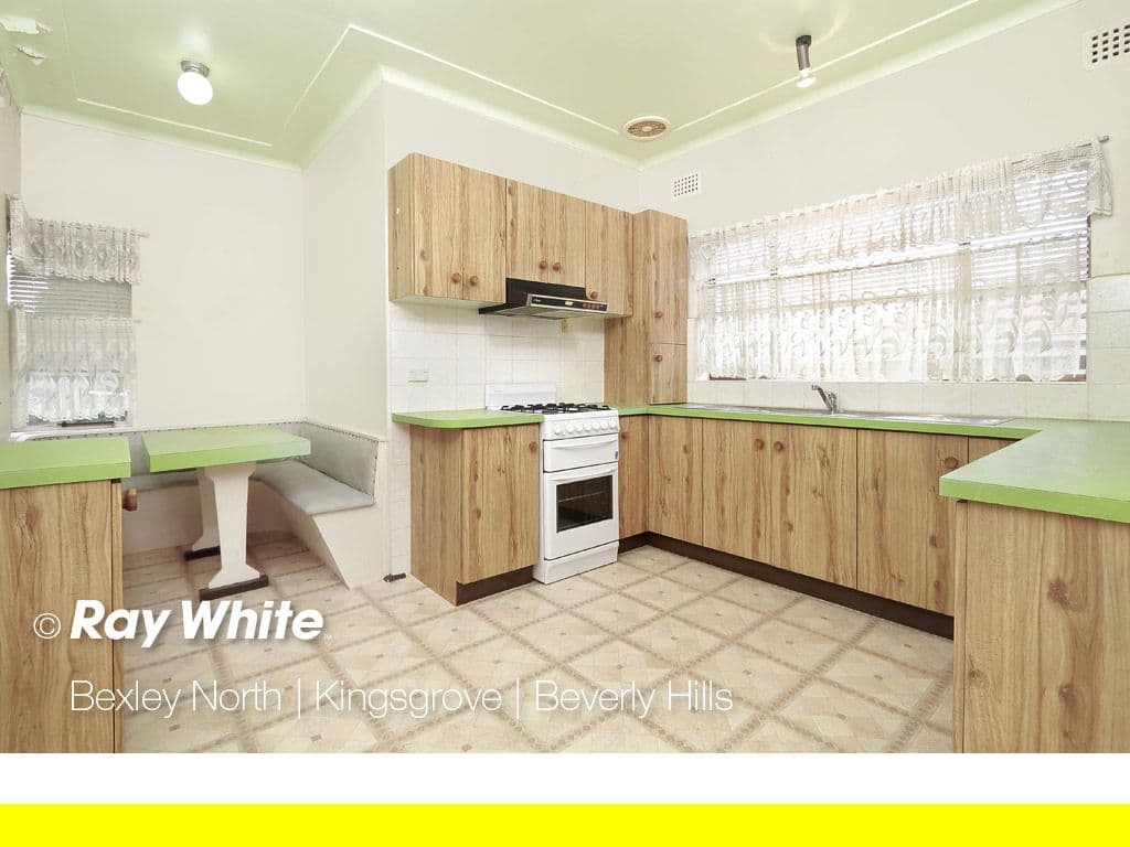 28 Rosebank Avenue, Kingsgrove NSW 2208, Kingsgrove - Thumbnail 2