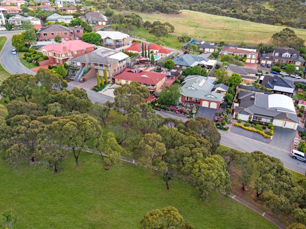 5 Charlton Court, Golden Grove SA 5125, Golden Grove - Thumbnail 3