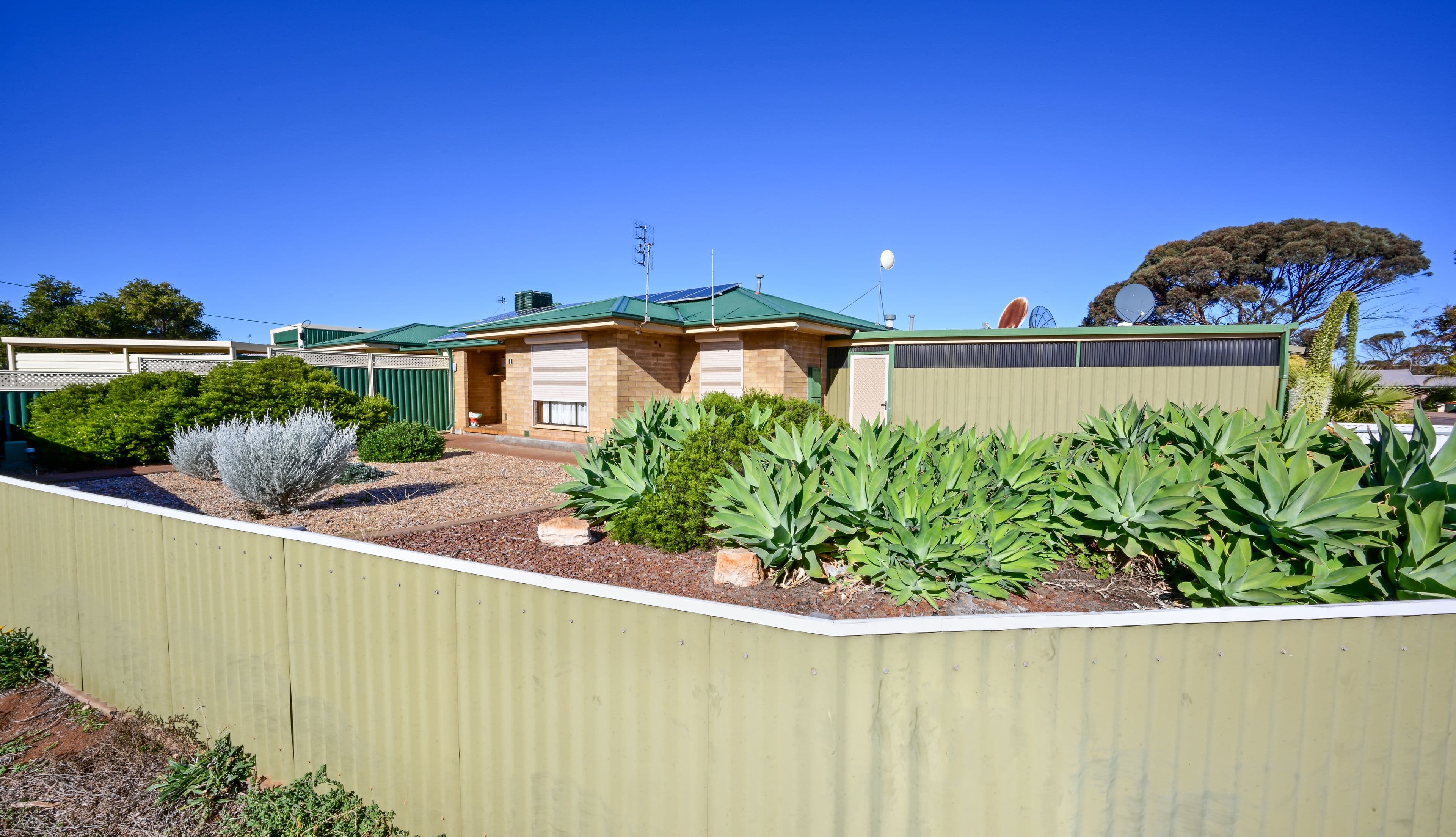 1 Grevillea Street, Whyalla Stuart SA 5608, Whyalla Stuart - Thumbnail 2