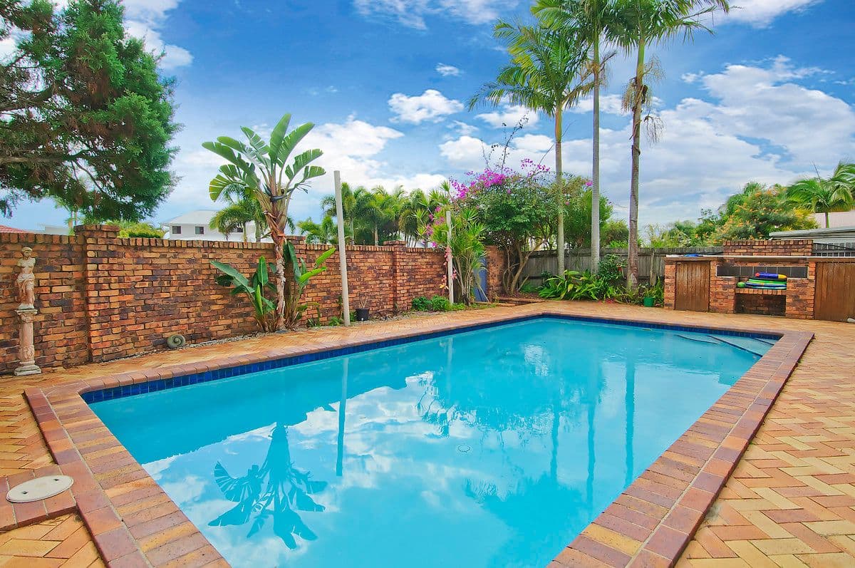 229 Morala Avenue, RUNAWAY BAY QLD 4216, Runaway Bay - Image 1