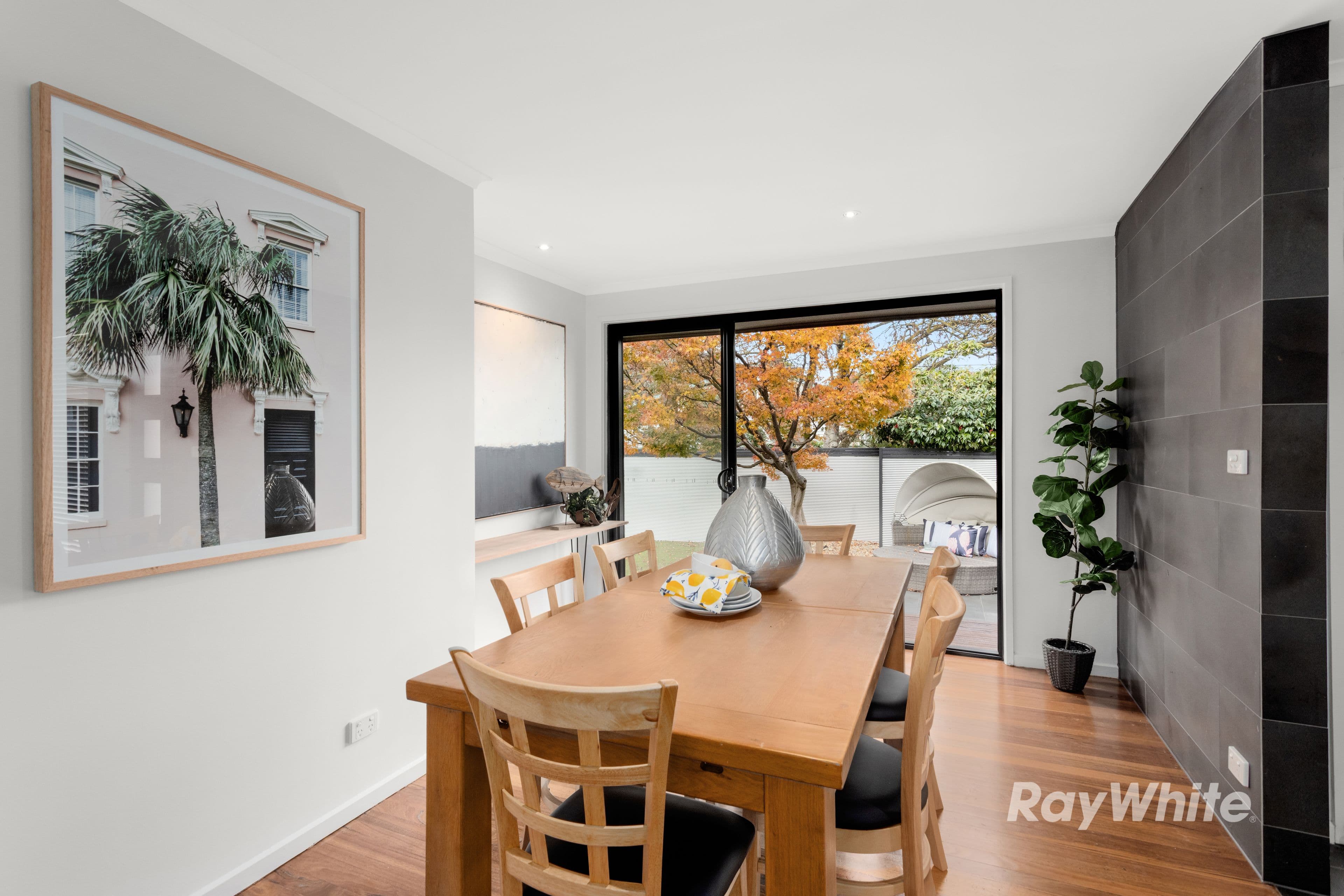 25 Chestnut Street, Carnegie VIC 3163, Carnegie - Thumbnail 3