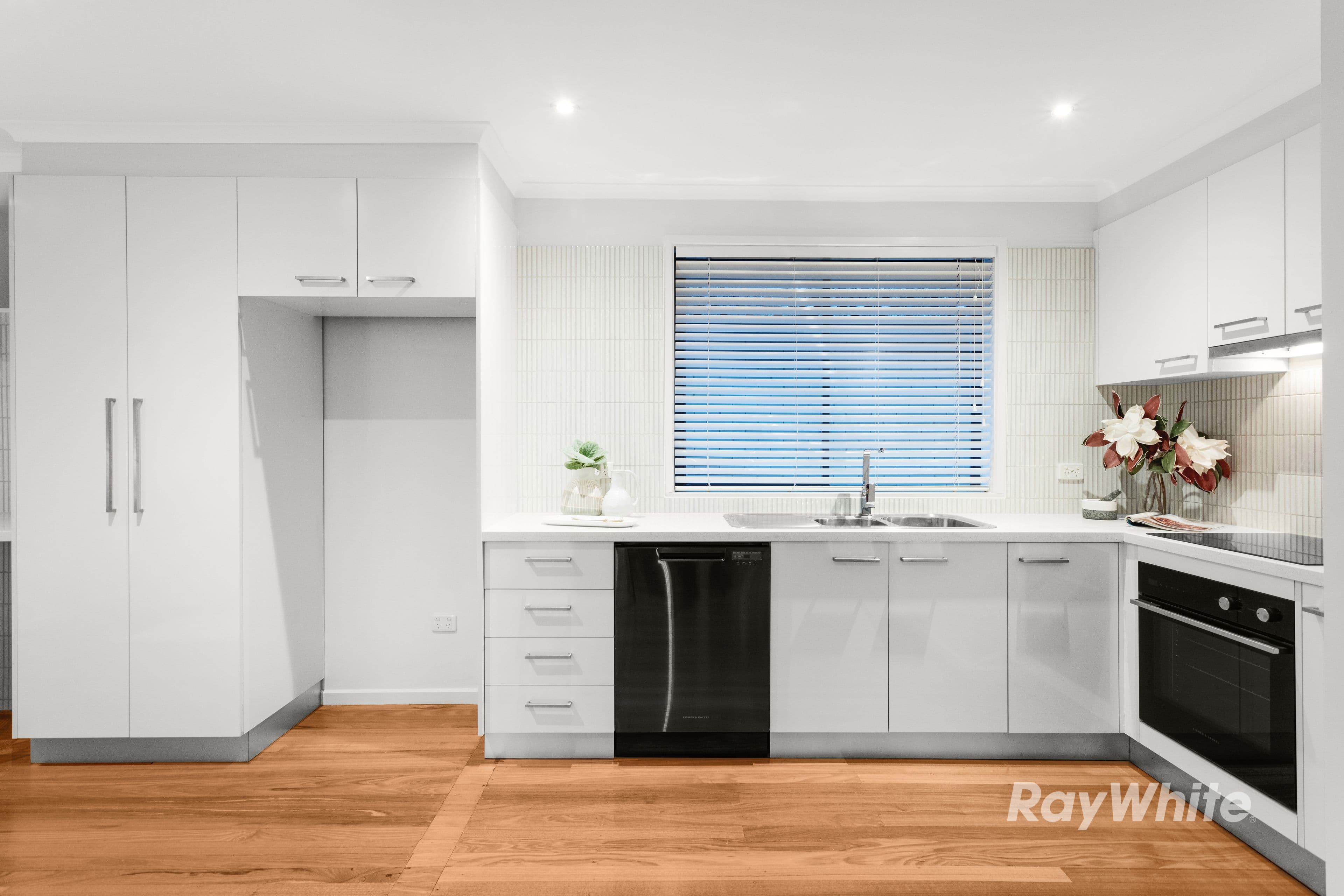 25 Chestnut Street, Carnegie VIC 3163, Carnegie - Thumbnail 6