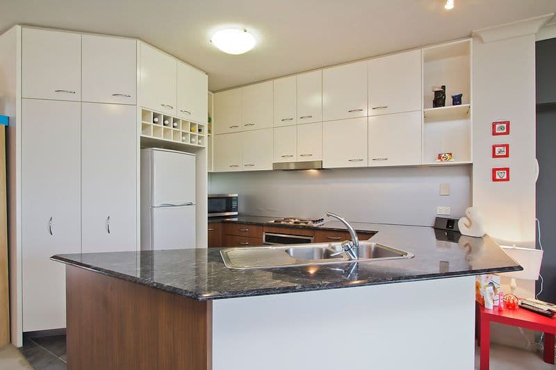 2 Geraldton Drive, VARSITY LAKES QLD 4227, Varsity Lakes - Thumbnail 3
