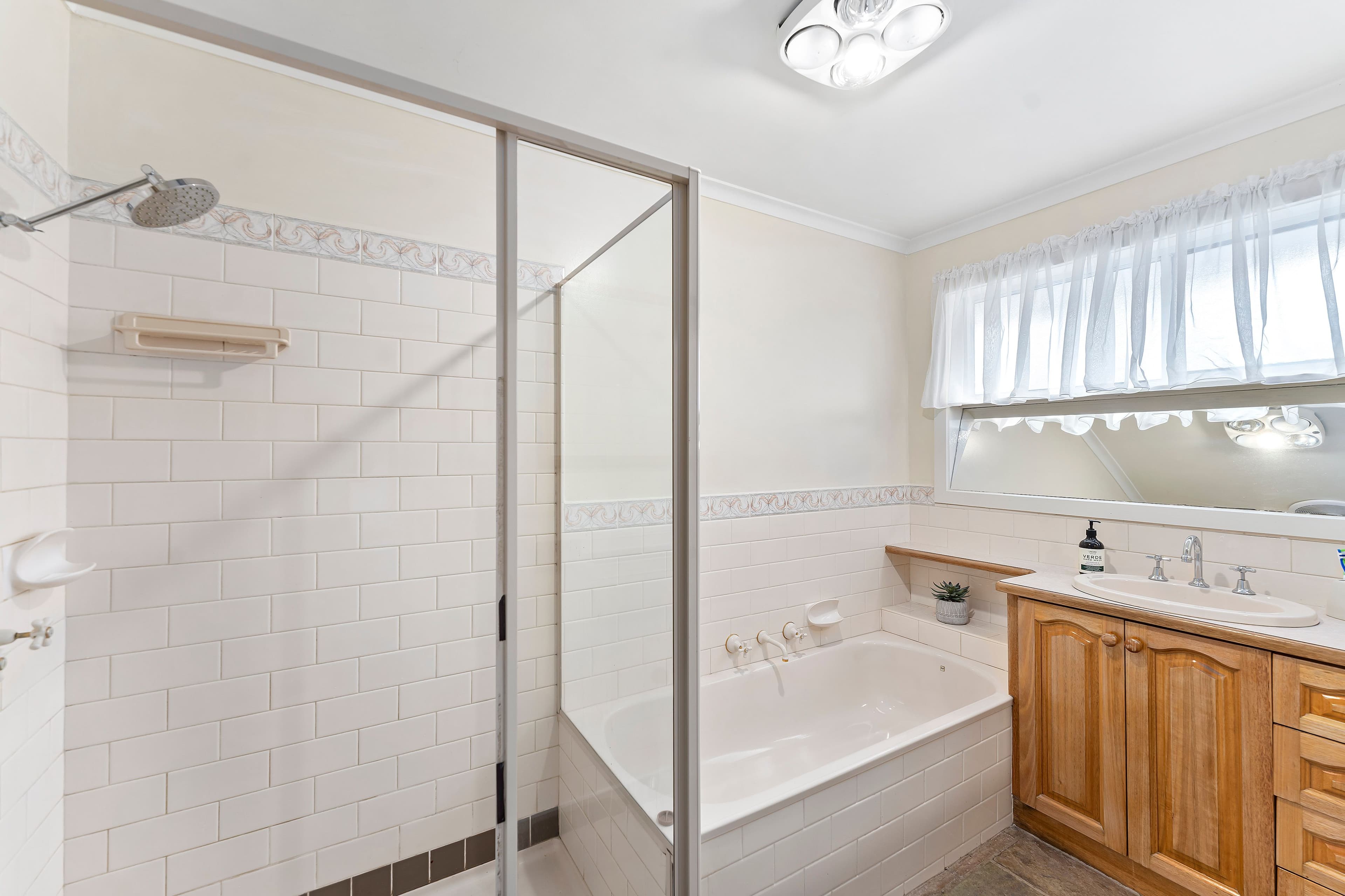 7 Sansom Street, Gisborne VIC 3437, Gisborne - Thumbnail 7
