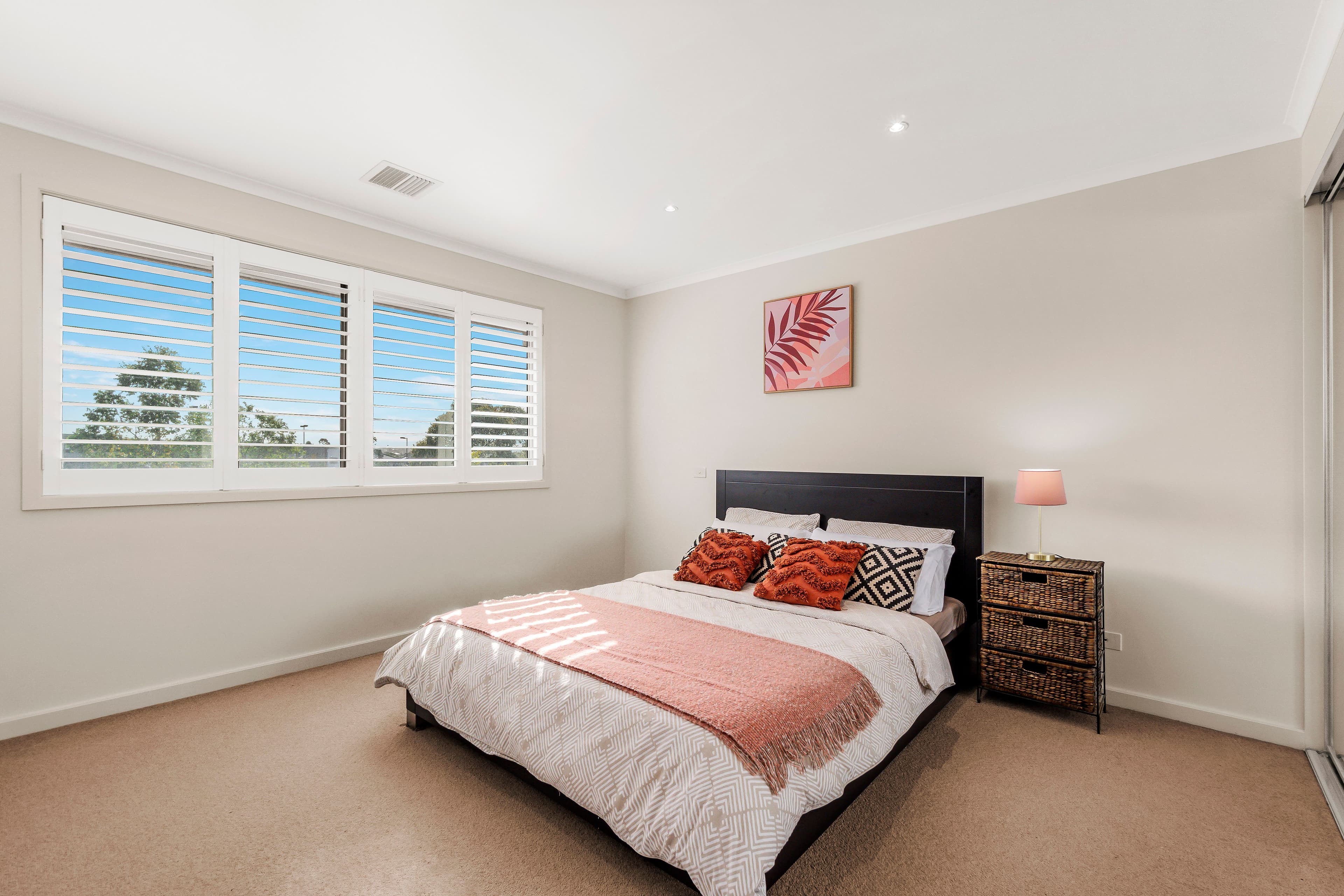 12 Harcrest Boulevard, Wantirna South VIC 3152, Wantirna South - Thumbnail 7