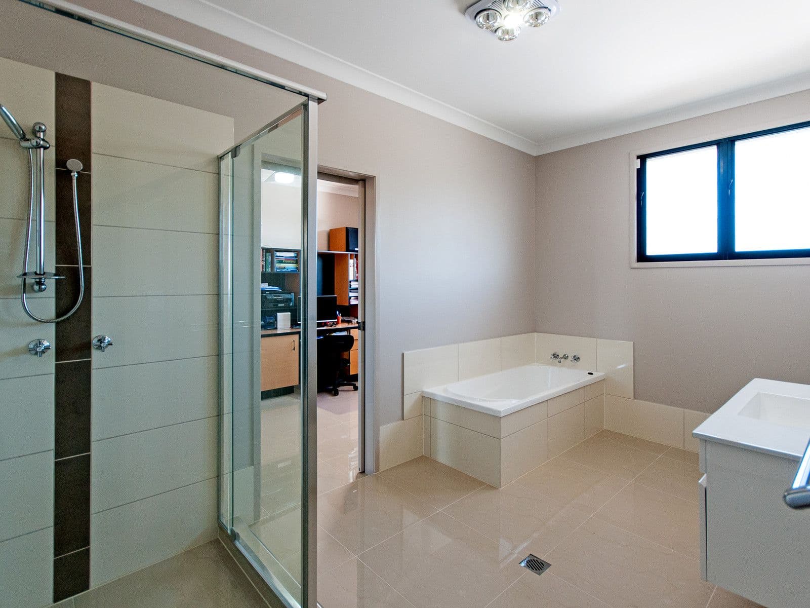 12 Greenview  Court, SPRINGFIELD QLD 4300, Springfield - Thumbnail 5