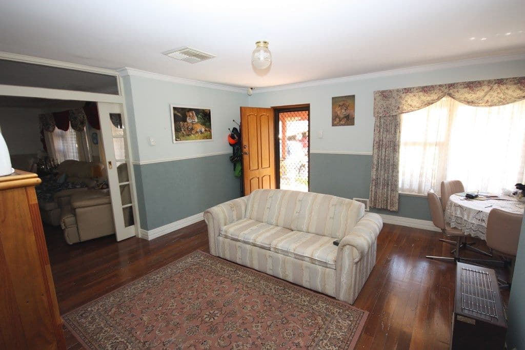 20 Holilond Way, MORLEY WA 6062, Morley - Thumbnail 2