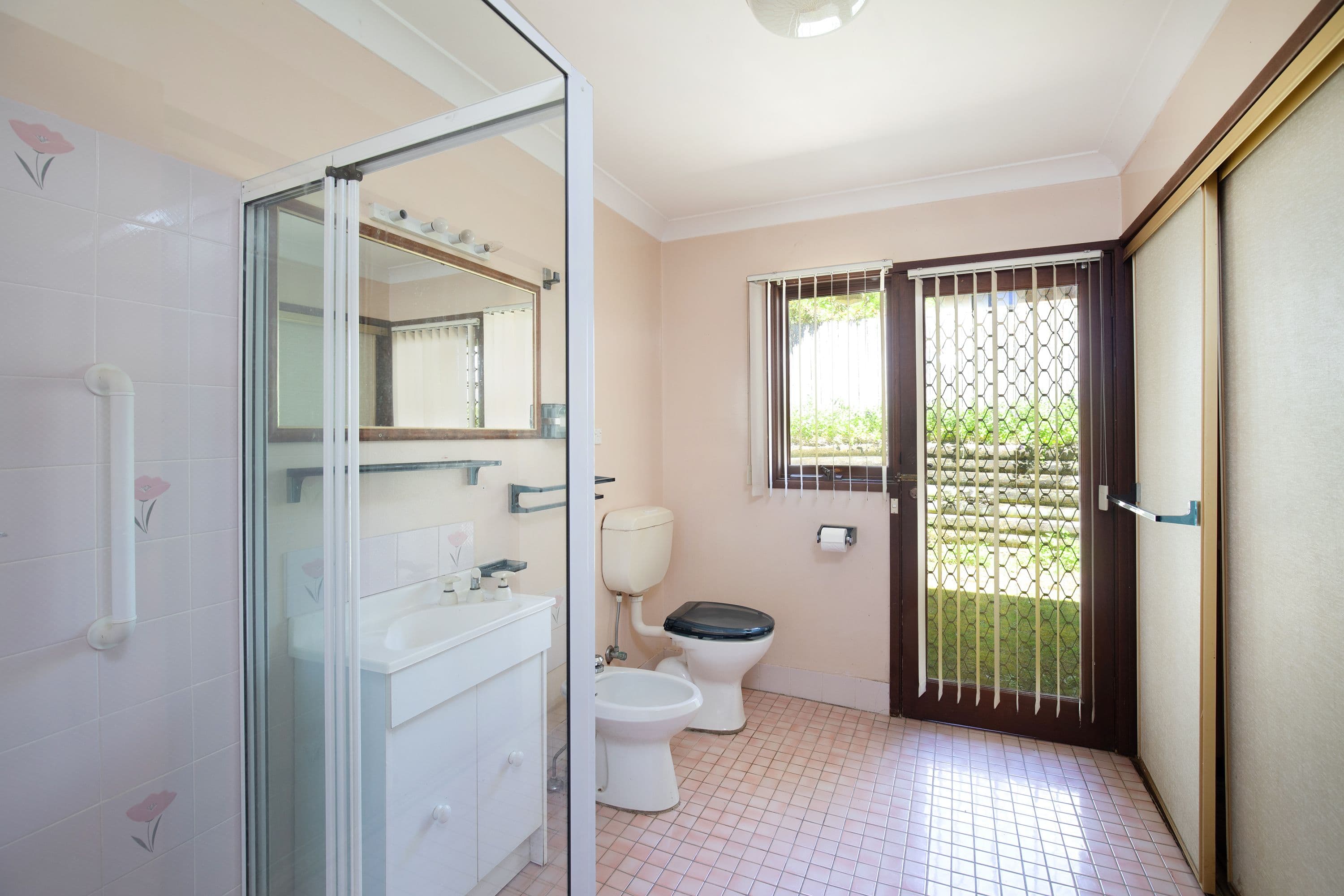 2 De Quency Road, Bullaburra NSW 2784, Bullaburra - Thumbnail 2