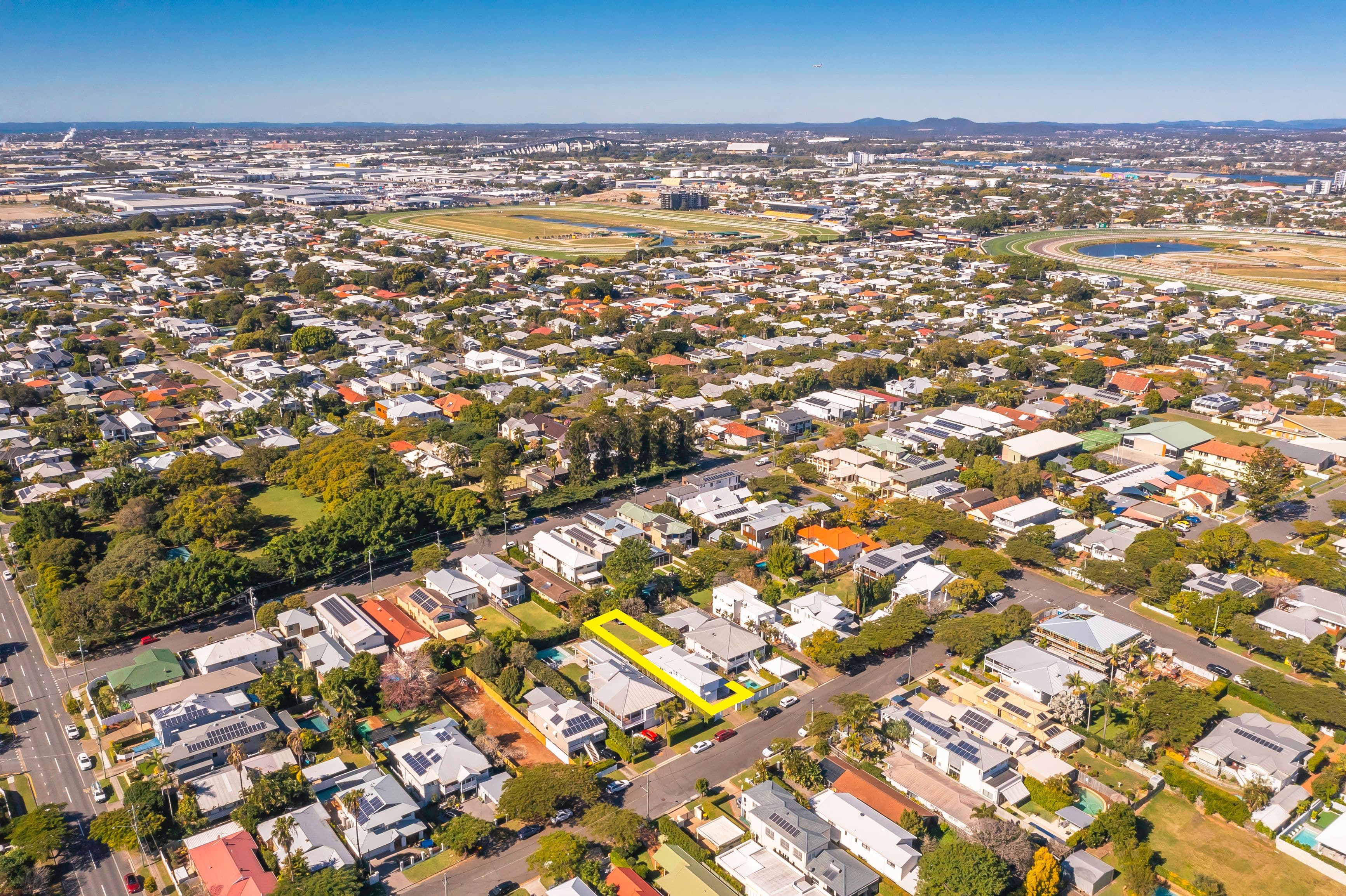 13 Doncaster Street, Hendra QLD 4011, Hendra - Thumbnail 2