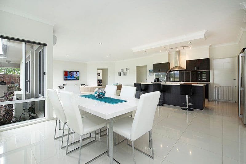 5 Summer Hill Crescent, MAUDSLAND QLD 4210, Maudsland - Thumbnail 5