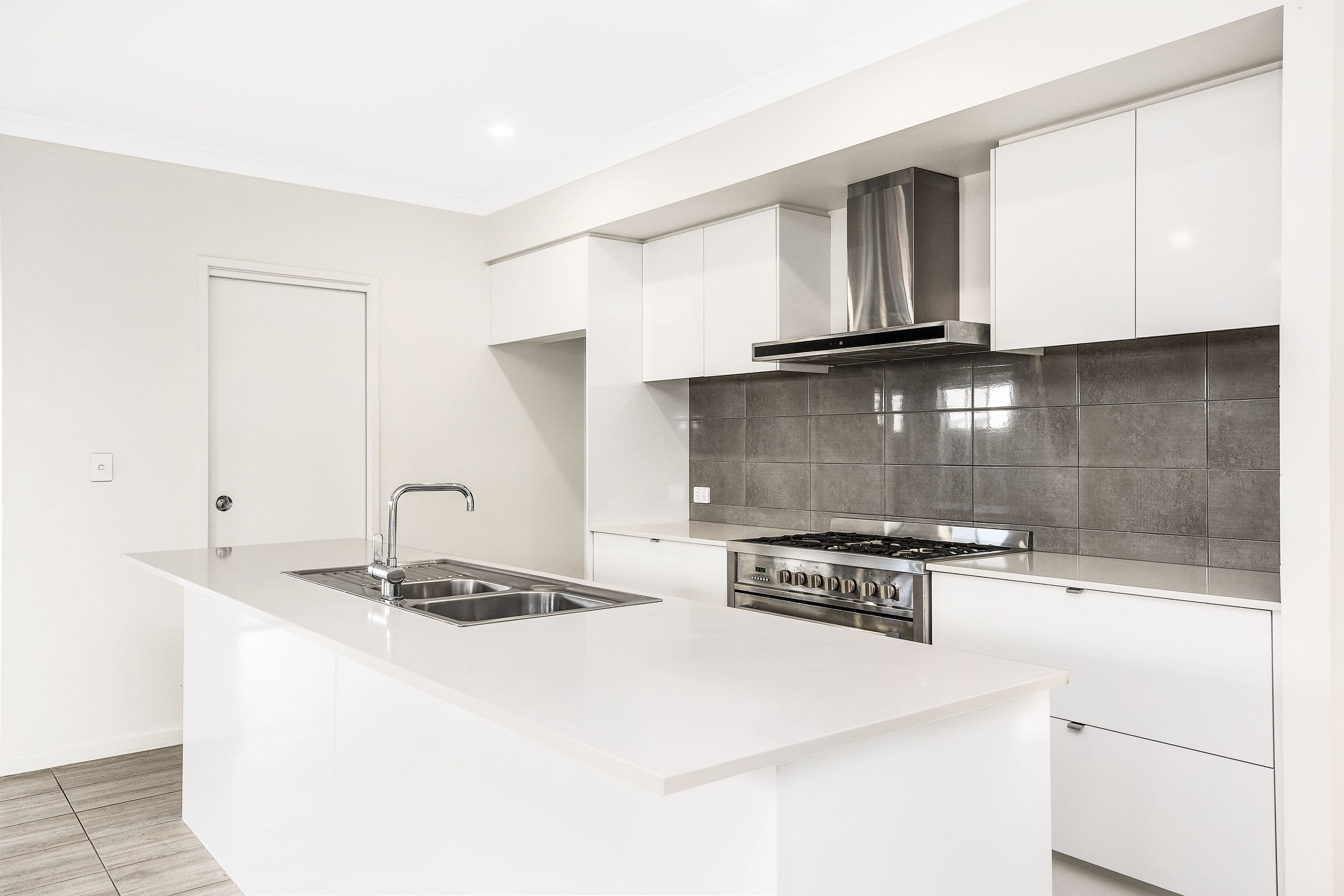 14 Freshwater Point, Point Cook - Thumbnail 3