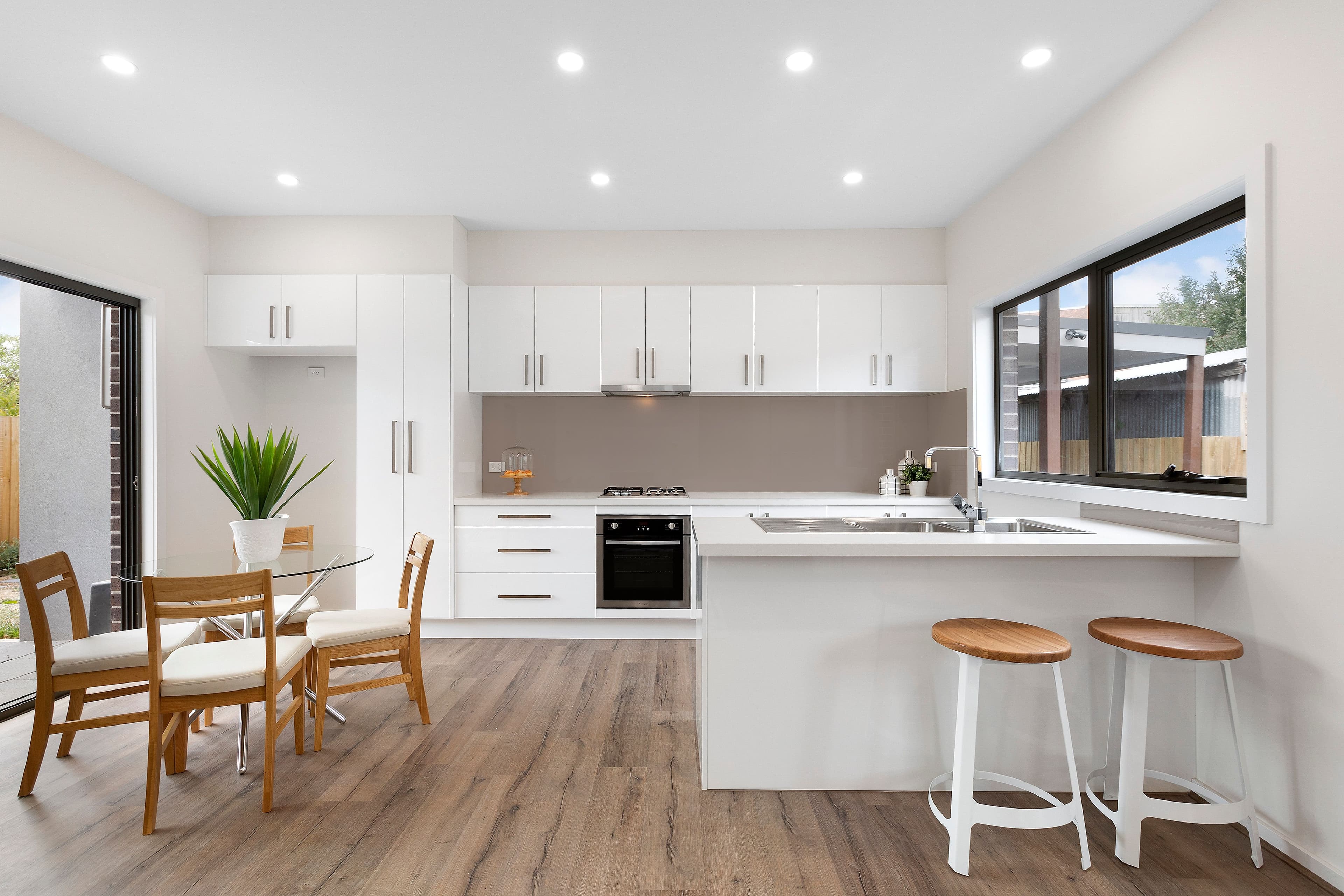 348 Huntingdale Road, Oakleigh South VIC 3167, Oakleigh South - Thumbnail 2