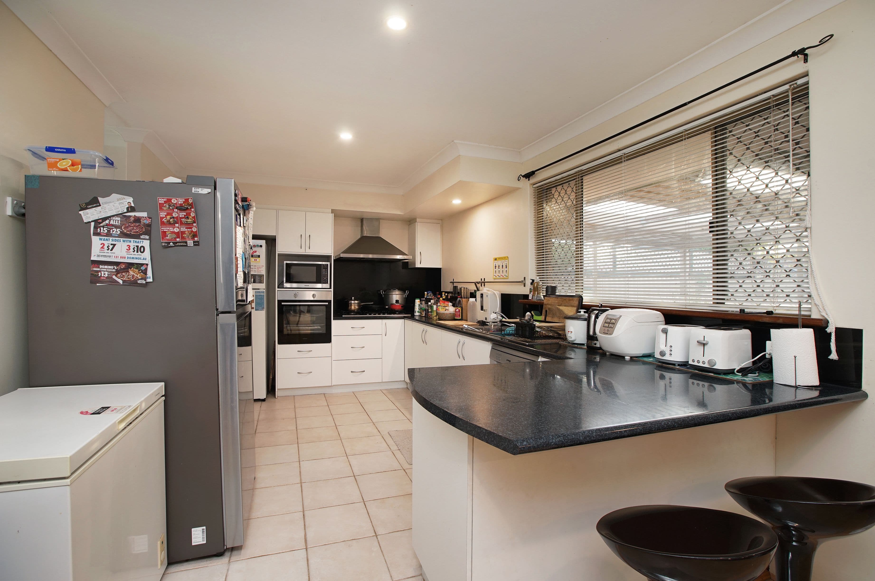17 Sutherland Drive, Thornlie WA 6108, Thornlie - Thumbnail 6